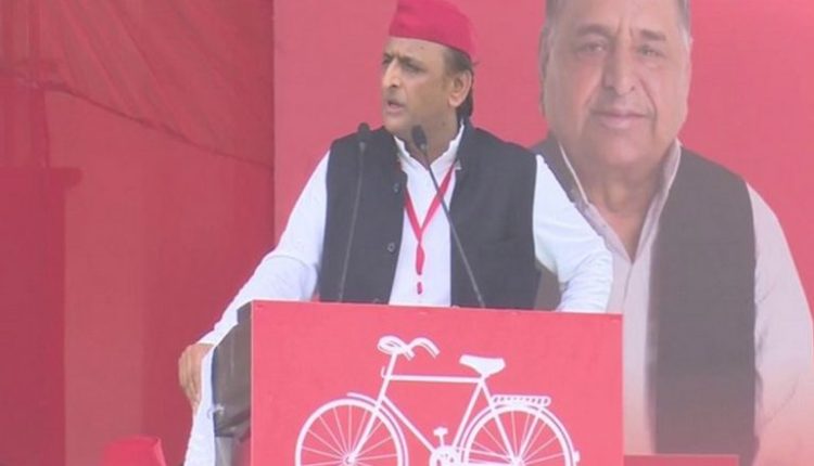 Akhilesh Yadav Says 'BJP Using ECI To Reduce Votes of Yadavs, Muslims in UP Over Fear of Losing Power at Centre'