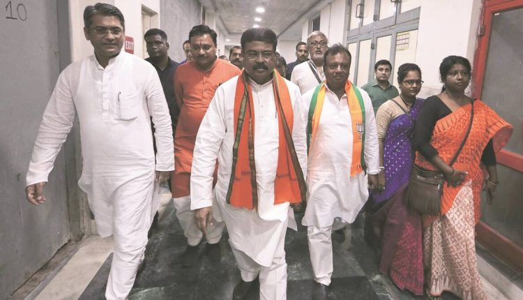 Dharmendra Pradhan attacks TMC govt over school jobs scam