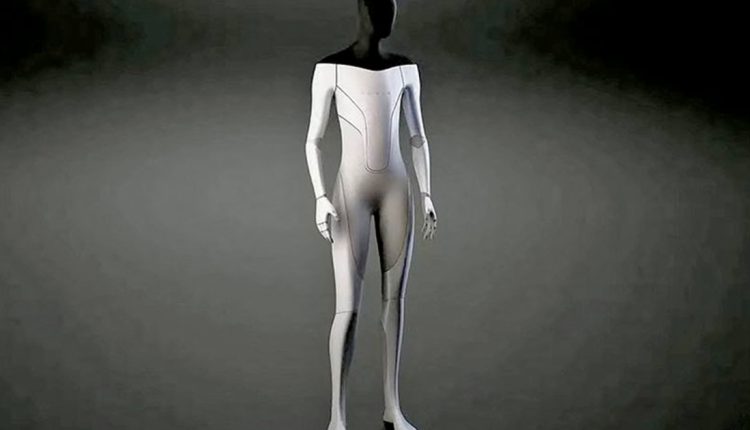 Elon Musk eyes humanoid robot business