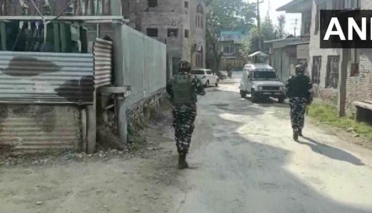 Pulwama Terror Attack: Jammu and Kashmir Police Personnel Killed, CRPF Trooper Injured in Militant Attack Ahead of Amit Shah Visit