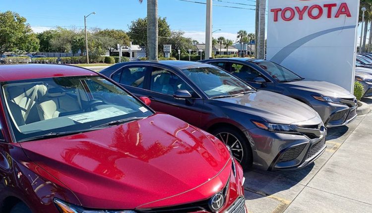 U.S. vehicle inventories at highest point since June 2021