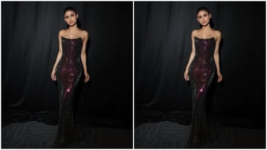 Mouni decked up in a maroon sequined gown as she posed for the pictures.(Instagram/@imouniroy)
