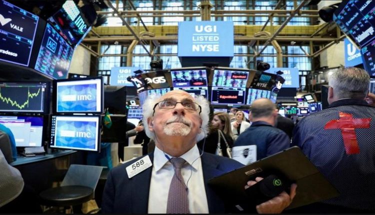 All major S&P 500 sectors traded lower on Thursday, with retail and consumer discretionary falling 1.9% and 1.8%, respectively