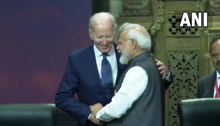 G20 Summit 2022: US President Joe Biden Walks Over To Meet and Greet PM Narendra Modi in Bali (Watch Video)