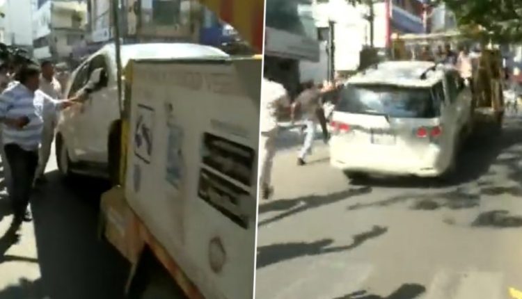 Hyderabad Police Drag Sharmila Reddy's Car As She Sits Inside and Continues To Protest Against Telangana CM KCR (Watch Video)
