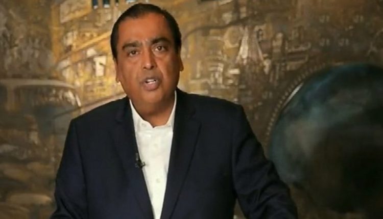 India Will Be a 40 Trillion-Dollar Economy by 2047, Says Mukesh Ambani at Convocation of PDEU in Gujarat