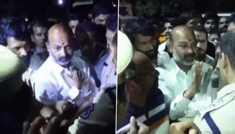 Munugodu Assembly By-Elections: Telangana BJP President Bandi Sanjay Detained After Protest Against TRS Leaders