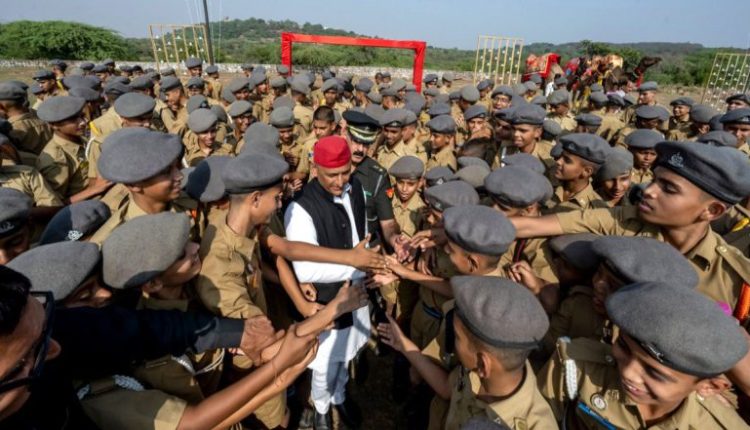 Rajasthan: Akhilesh Yadav Attends His School Reunion Programme at Rashtriya Military School in Dholpur