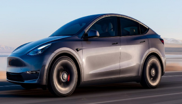 Tesla Car Crashes in China Again; Two Dead After Model Y Jumps Signal, Hits Other Cars in Taizhou