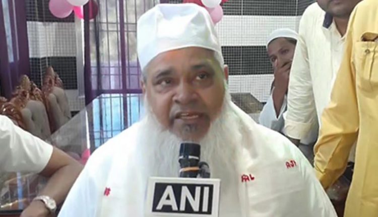 AIUDF Chief Badruddin Ajmal Says 'Hindus Should Adopt Muslim Formula, Get Girls Married at 18-20 Years' (Watch Video)