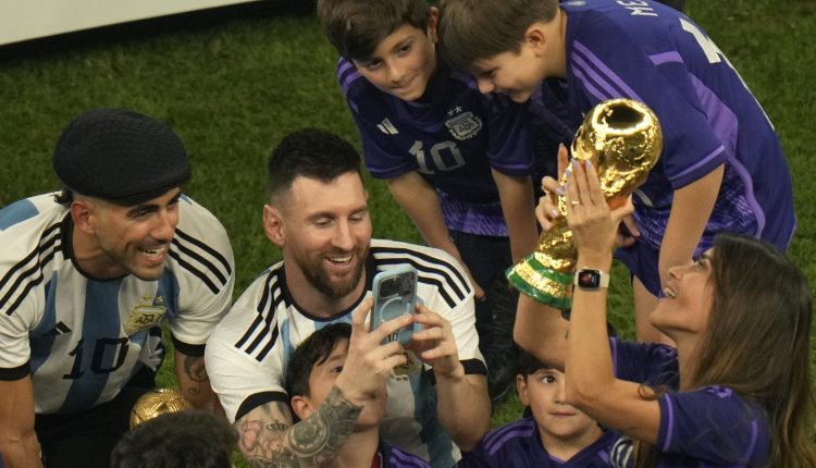 Ronaldo reacts to Lionel Messi leading Argentina to FIFA World Cup 2022 glory | Football News