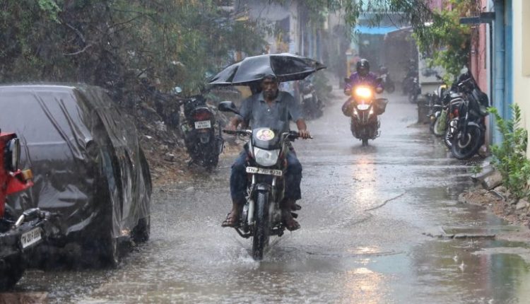 Tamil Nadu Rains: IMD Predicts Heavy Rainfall in 13 Districts on December 25, 26