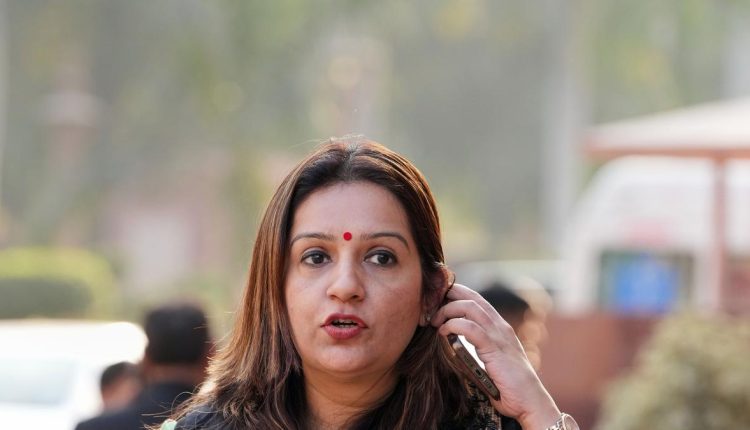 Uddhav faction hits out at PM Modi’s ‘shortcut politics’ remark