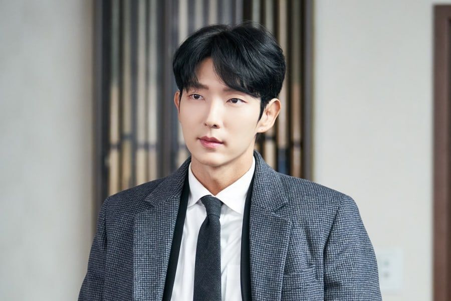 Lee Joon Gi Takes His First Step Towards Sweet Revenge In “Again My Life” | Soompi