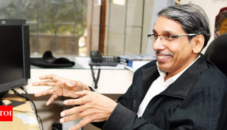 ‘Panel drafting plan for UG books in 12 desi languages’ | India News