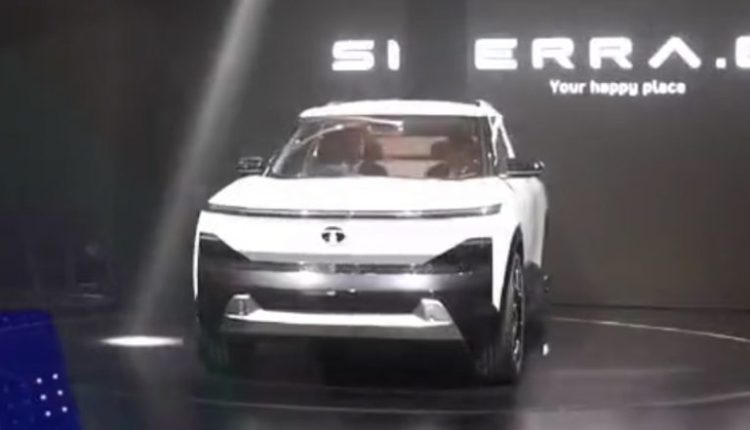 Auto Expo 2023: Tata Motors Wows the Audience With 6 Vehicles’ Unveiling; Watch the Video