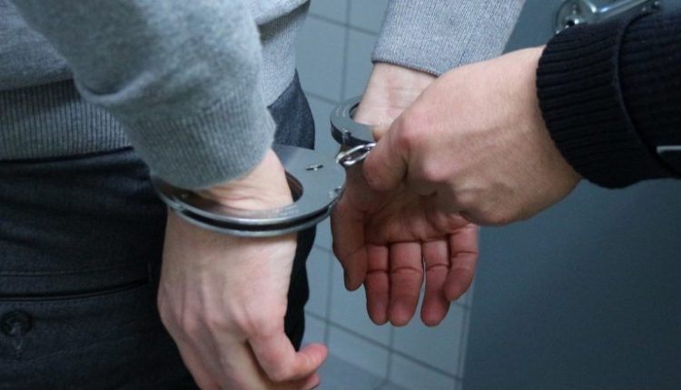 Gujarat: Diamond Broker Decamps with Precious Stones Worth Rs 7.86 Crore Collected From Traders in Surat; Arrested