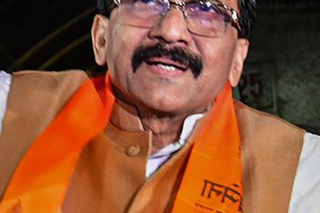 If Rahul Gandhi’s ‘aura’ continues this year, political change likely in 2024: Sanjay Raut