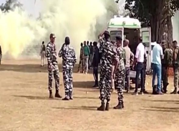 Jharkhand Blast: Five CRPF Personnel Injured in IED Explosion in Chaibasa