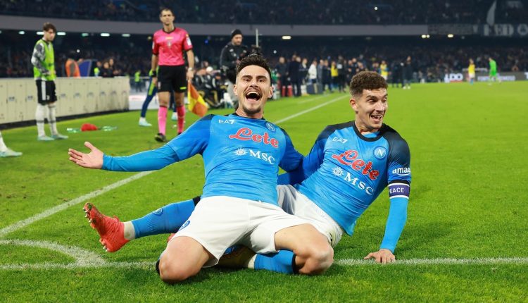 Napoli crushe 2nd-placed Juventus 5-1 to go 10 points clear | Football News