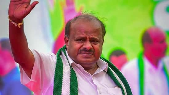 Amit Shah should look at BSY before harping on dynastic politics: Kumaraswamy