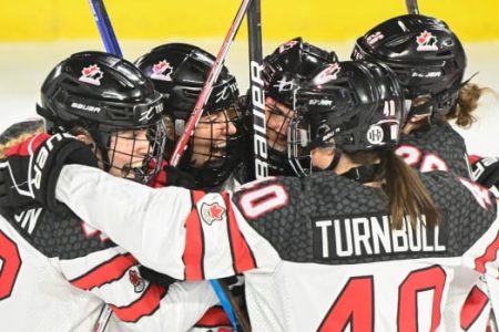 Canada demolishes U.S. to complete Rivalry Series comeback in Game 7