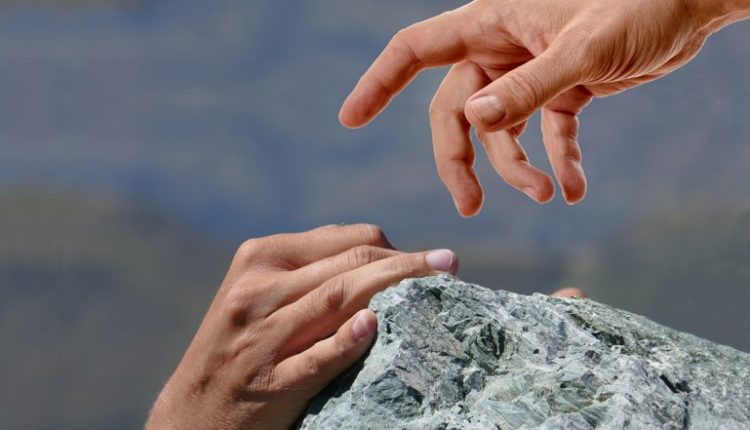 Jammu and Kashmir: Man on Way to Kishtwar Slips, Gets Stuck Between Rocks on Hillock; Rescued
