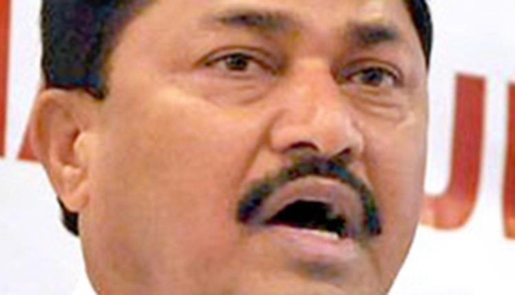 Maharashtra Congress chief claims police 'baton-charged' protesting farmers in Buldhana, demands suspension of SP