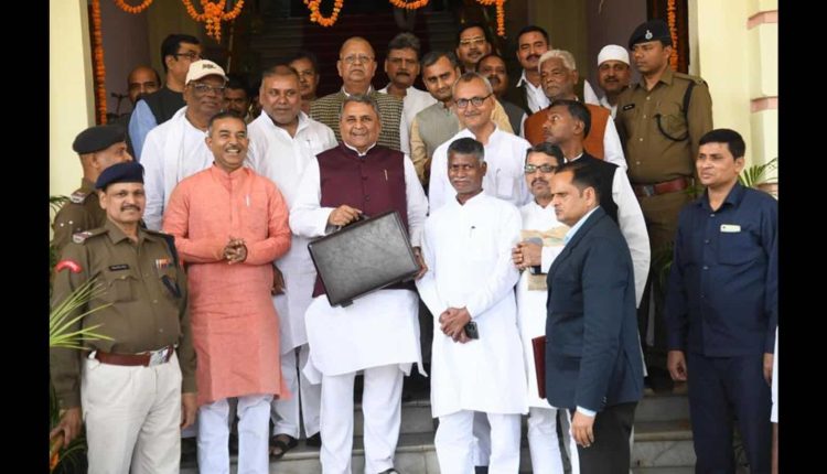 With ₹2.62 lakh cr for 2023-24, Bihar budget focuses on education, jobs