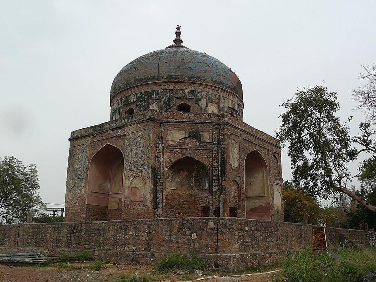 Nila Gumbad, located within the UNESCO World Heritage Site of Humayun’s Tomb complex. 