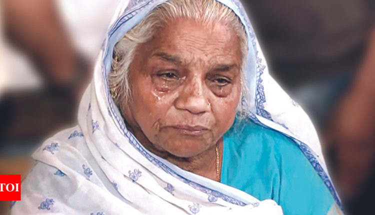 Atiq: Atiq Ahmed can do anything even from jail: Umesh Pal's mom | India News