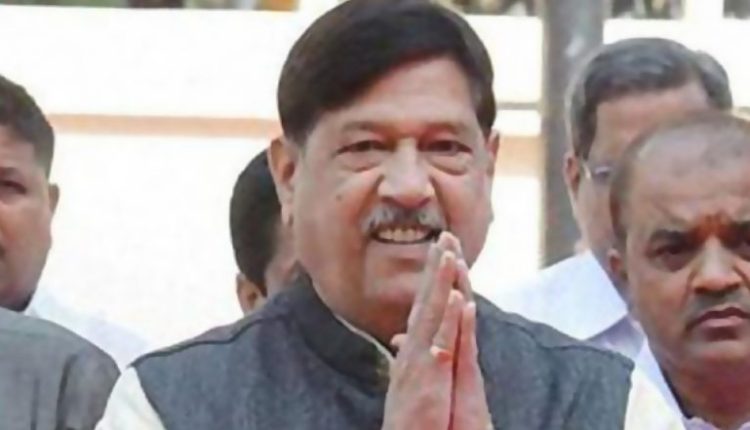 Girish Bapat Dies at 72: Ailing BJP Pune MP Passes Away During Treatment in Pune Hospital