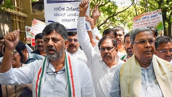 K'taka Congress attacks BJP leaders, alleges that they insulted Hindu gods