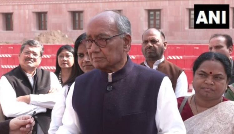 Madhya Pradesh: Man Injured as SUV Carrying Congress Leader Digvijaya Singh Hits His Motorbike in Rajgarh