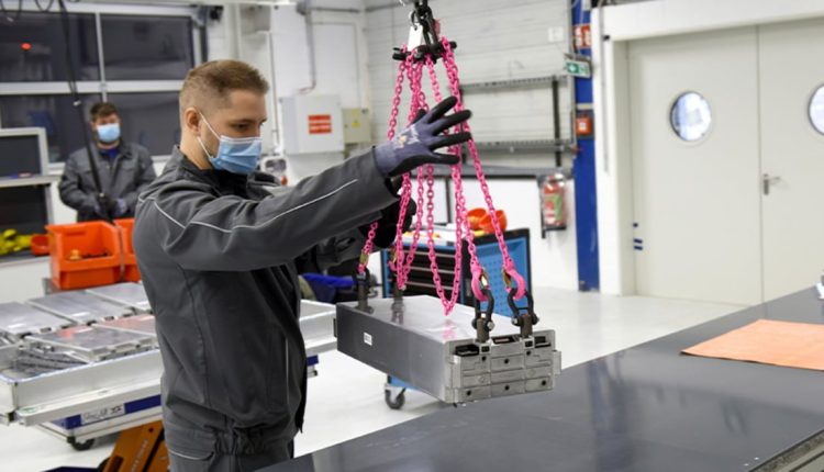 VW plans mine investment to reduce battery costs