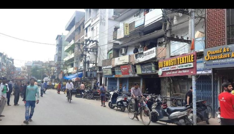 Shops open in Bihar Sharif after 5 days, admn takes out harmony march
