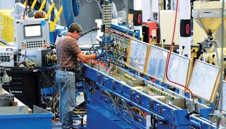 Auto suppliers struggle with rising debts costs, cash flow