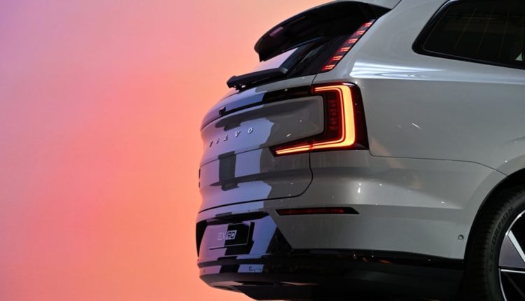 Geely: All options on the table on Volvo AB stake