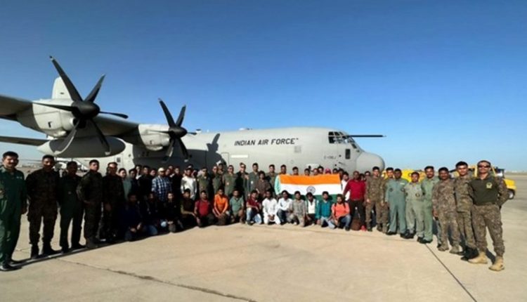 Operation Kaveri: Indian Air Force C-130J Aircraft With 40 Passengers Onboard Takes Off From Jeddah for Delhi (See Pics)