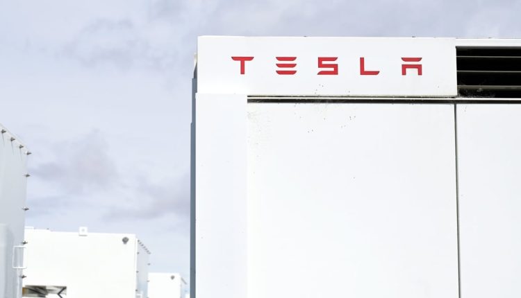 Tesla plans new Shanghai plant to build megapack batteries