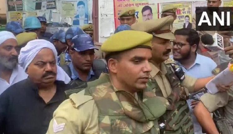 Umesh Pal Murder Case: Atiq Ahmed, His Brother Ashraf Sent to Four-Day Police Custody by Prayagraj CJM Court