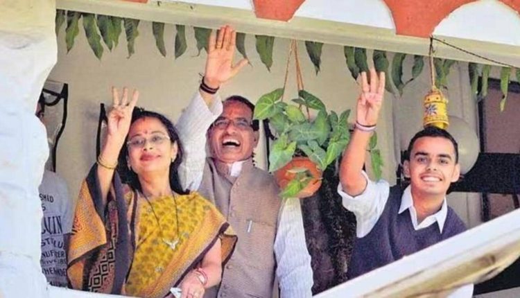 CM Shivraj's son wades into bitter Congress-BJP Twitter war