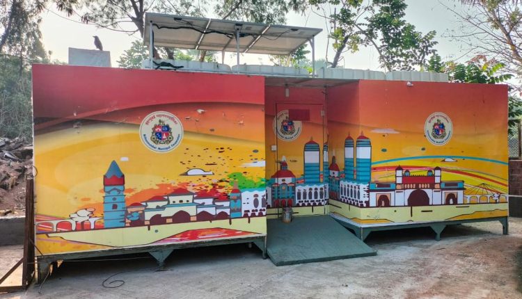 Bio-toilet with a difference at Mumbai beach