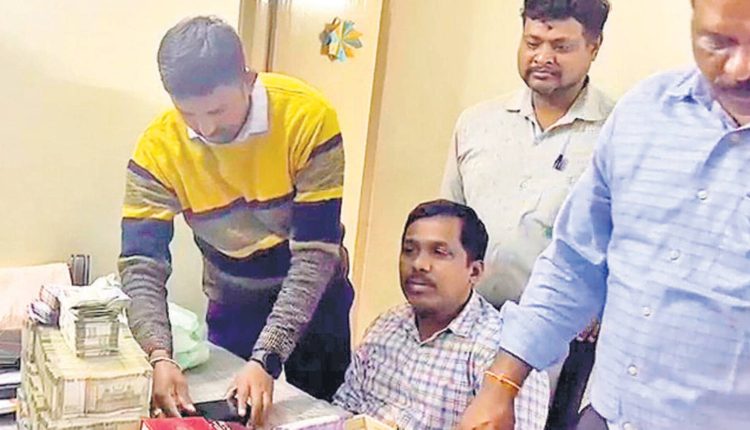 Karnataka: Lokayukta raids suspended tehsildar’s residence over DA case | Bengaluru