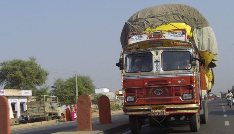 AC Cabins To Be Mandatory for All Trucks From 2025; Union Road Transport Minister Nitin Gadkari Approves Proposal