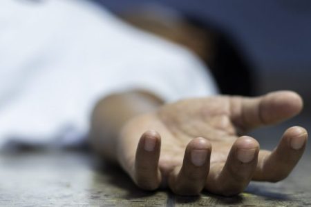 Uttar Pradesh Accident: Woman, Daughter Killed in Farrukhabad As Bus Stop Roof Collapses After Being Hit by Ambulance