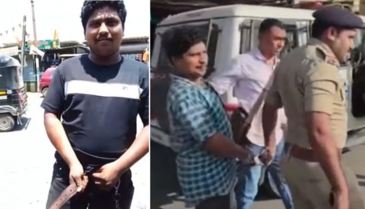Gujarat Shocker: Auto Driver Caught on Camera Molesting Woman Passenger by Opening His Pant Zip in Valsad, Arrested, Made to Apologise - Watch Viral Video