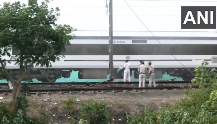 Vande Bharat Express Crosses Restored Track in Balasore as Normal Services Resume After Triple Train Accident in Odisha (Watch Video)