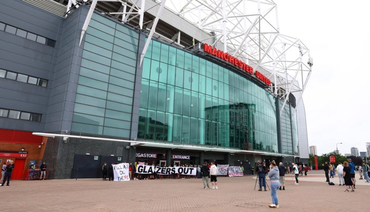 Barcelona, Man United fined by UEFA for breaking financial fair play rules | Football News