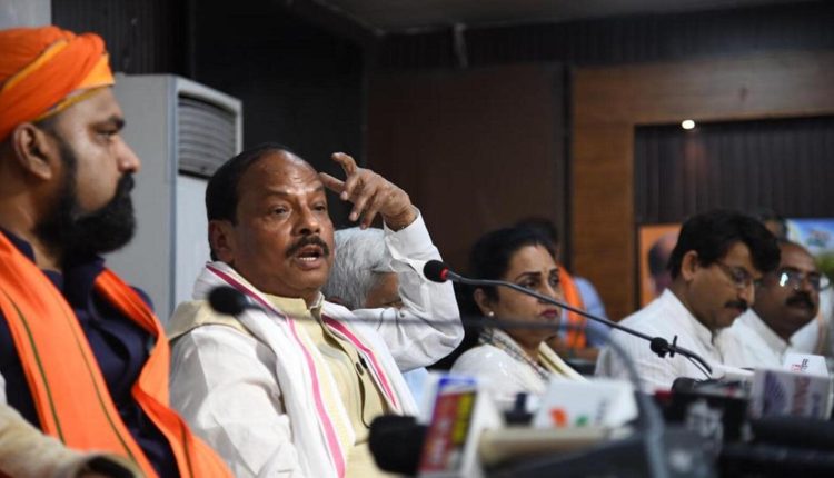 BJP probe panel seeks judicial inquiry into police lathi-charge in Patna